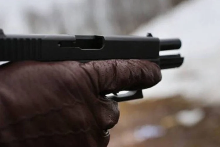 
	A nova lei tornar&aacute; obrigat&oacute;ria a verifica&ccedil;&atilde;o dos antecedentes criminais de todos os compradores de armas de fogo em vendas p&uacute;blicas ou privadas
 (Spencer Platt/AFP)