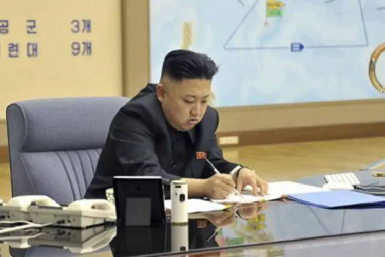 
	O l&iacute;der norte-coreano, Kim Jong-Un: Moscou e T&oacute;quio chamam Pyongyang para cumprir com as resolu&ccedil;&otilde;es das Na&ccedil;&otilde;es Unidas
 (AFP)