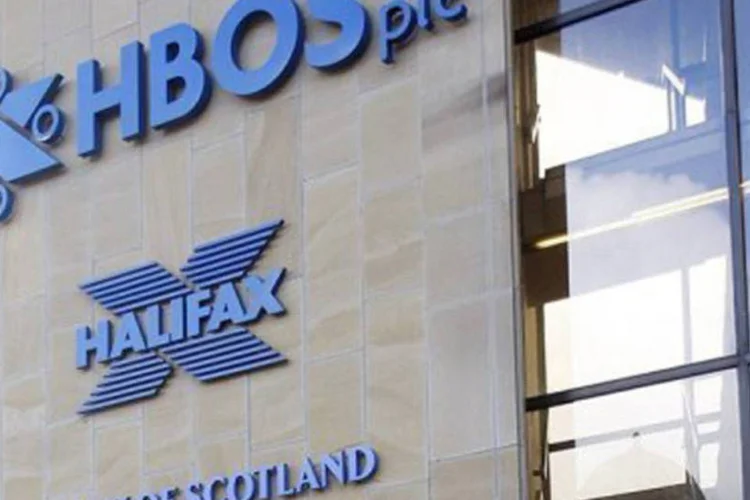
	Sede do HBOS, em Halifax, Yorkshire: &quot;seus erros foram t&oacute;xicos ao HBOS&quot;, insistiu a comiss&atilde;o (Paul Ellis/AFP)