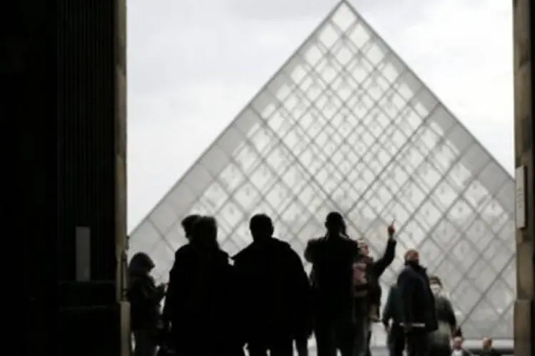 
	Louvre: novo espa&ccedil;o de exposi&ccedil;&atilde;o no museu explora &iacute;cones da cultura que v&atilde;o da B&iacute;blia a Star Wars
 (Kenzo Tribouillard/AFP)