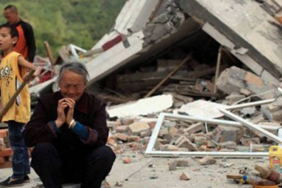 China intensifica esforços no sudoeste após terremoto