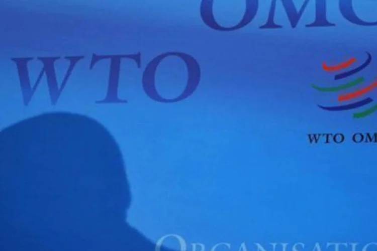 
	Logo da OMC na sede da organiza&ccedil;&atilde;o em Genebra: a terceira rodada de sele&ccedil;&atilde;o, que deve decidir entre o brasileiro Roberto Azevedo e o mexicano Herminio Blanco, come&ccedil;ar&aacute; em 1&ordm; de maio
 (Fabrice Coffrini/AFP)
