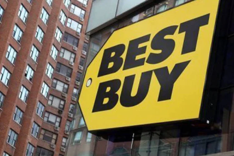 Best Buy: empresa culpou o desempenho de vendas pela fraca demanda por tablets, consoles de jogos, dispositivos portáteis e telefones celulares (Justin Sullivan/AFP)