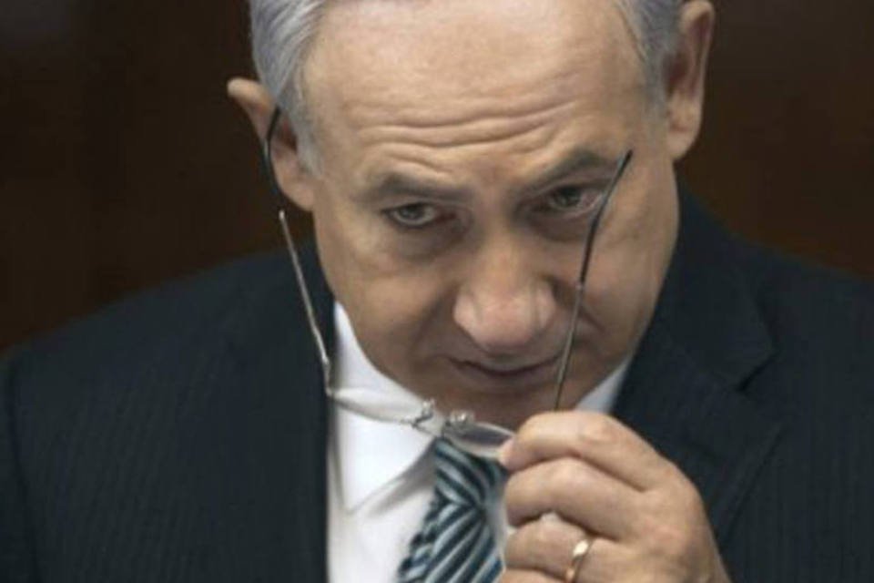 Netanyahu tenta tranquilizar México após tuíte apoiando muro