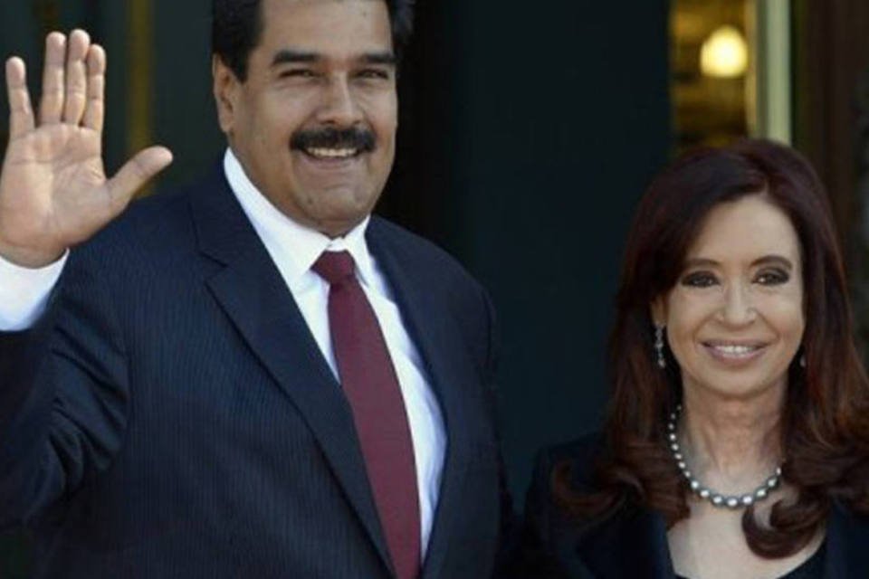 Direita tenta "destruir" unidade regional, diz Maduro