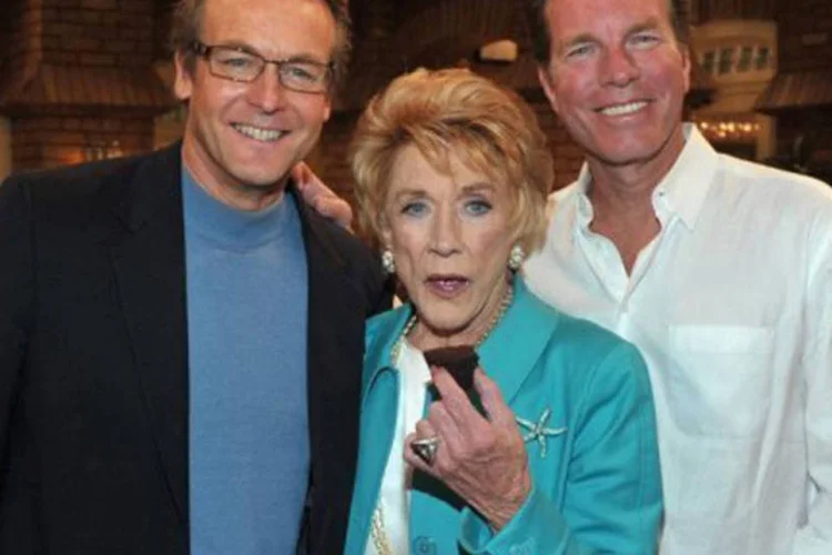 Doug Davidson, Jeanne Cooper e Peter Bergman de "The Young and the Restless" em março de 2011
 (Alberto E. Rodriguez/AFP)