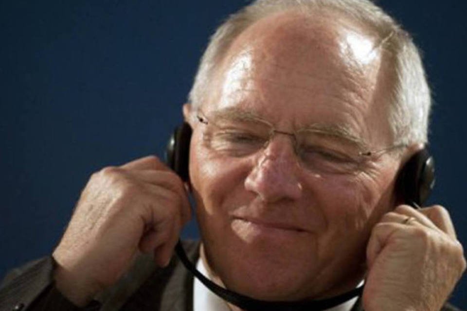 Schäuble propõe união bancária em duas etapas