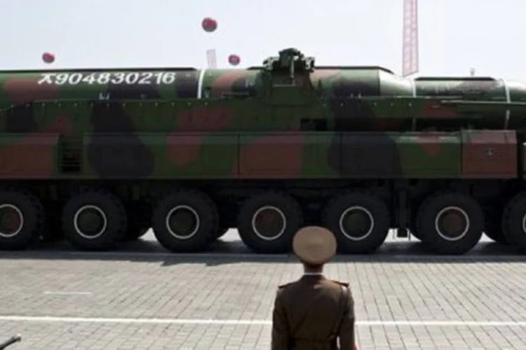 
	Soldado norte-coreano: Pyongyang&nbsp;&quot;rejeitou nossa proposta de enviar &agrave; reuni&atilde;o um vice-ministro como l&iacute;der da delega&ccedil;&atilde;o&quot;, explicou a representante de Seul (Pedro Ugarte/AFP)