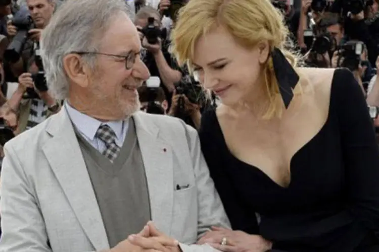 
	Steven Spielberg e Nicole Kidman, em Cannes: ele disse considerar &quot;revigorante&quot; n&atilde;o existir em Cannes &quot;campanhas&quot;
 (Anne-Christine Poujoulat/AFP)