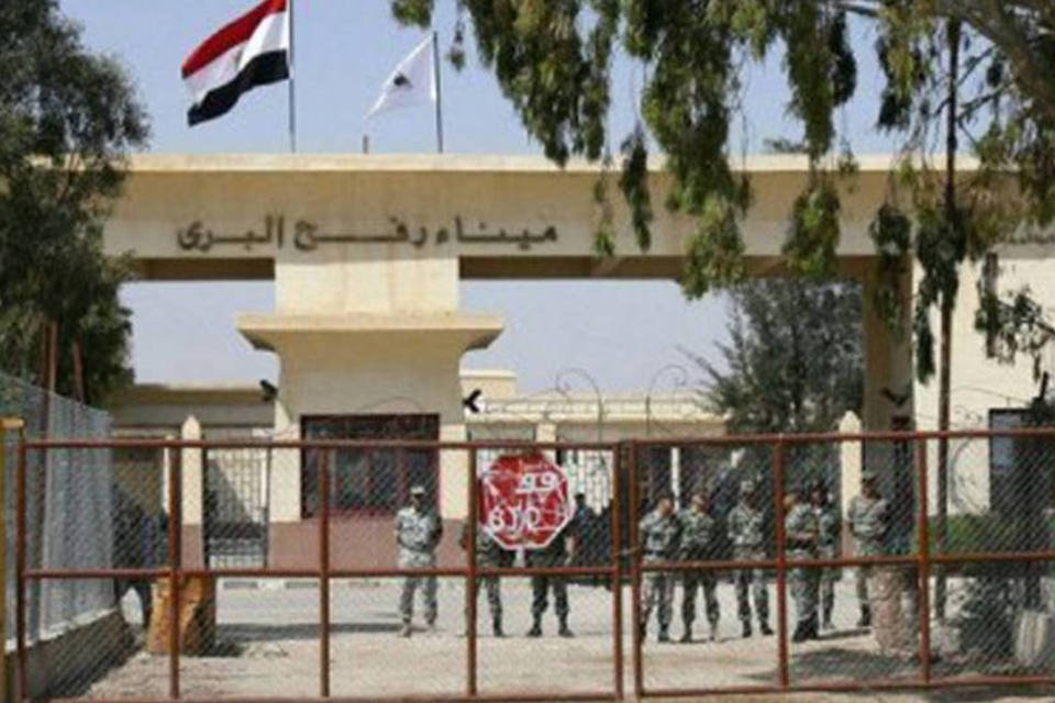 Egito abre passagem de Rafah para palestinos voltarem a Gaza