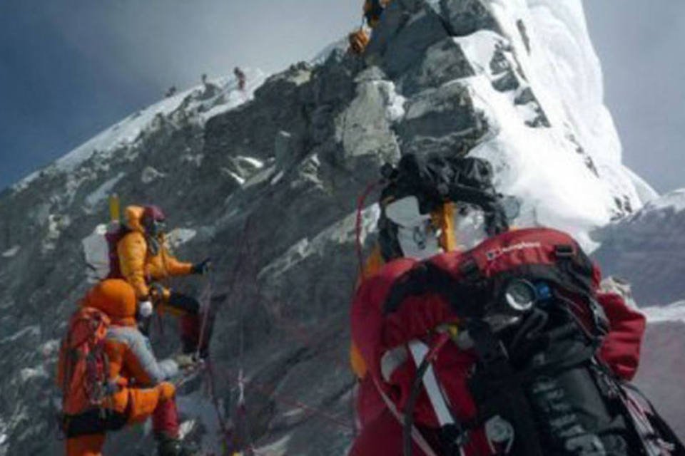 Nepal celebra 60 anos da conquista do Everest