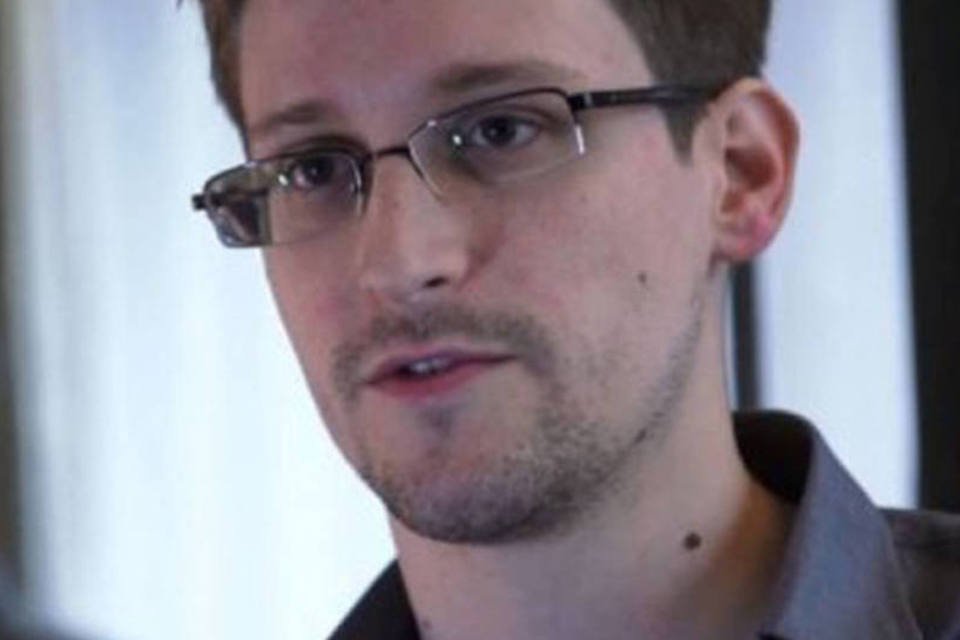Snowden vai se reunir com grupos de direitos humanos