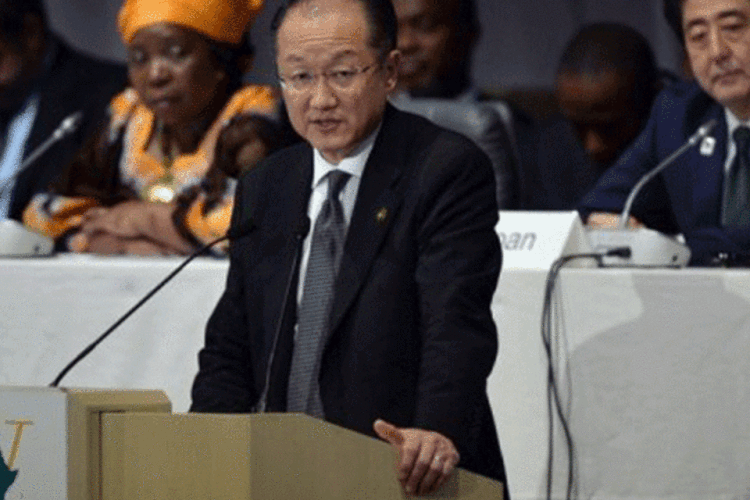 
	O presidente do BM, Jim Yong Kim: em abril, Jim Yong Kim anunciou dois objetivos para 2030: eliminar a extrema pobreza mundial e aumentar a qualidade de vida para 40% da popula&ccedil;&atilde;o
 (Frank Robichon/AFP)