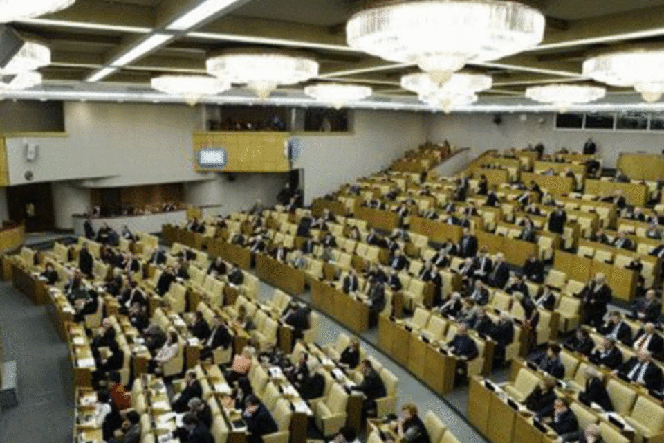 Putin sanciona lei que modifica eleições para o Parlamento