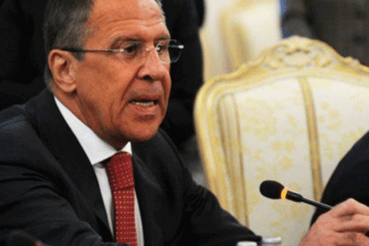 
	O ministro das Rela&ccedil;&otilde;es Exteriores da R&uacute;ssia, Sergei Lavrov: para ele, expulsar os &quot;terroristas e extremistas&quot;, deve &quot;tornar-se um dos principais pontos da confer&ecirc;ncia internacional (de paz) proposta&quot;
 (Yuri Kadobnov/AFP)