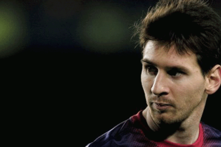
	Jogador argentino Lionel Messi, durante um jogo da Liga Espanhola: segundo acusa&ccedil;&atilde;o, Messi recebeu valores por direitos de imagem que deveriam ser tributados
 (Josep Lago/AFP)