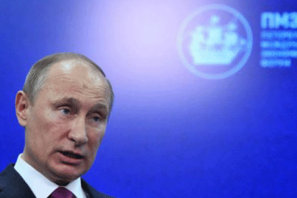 Putin troca equipe econômica para enfrentar desaceleração