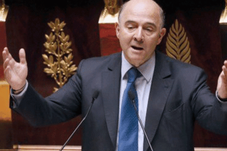 Ministro francês da Economia, Finanças e Comércio Exterior, Pierre Moscovici: governo espera uma dívida pública de 93,6% do PIB em 2013 e de 94,6% em 2014 (Patrick Kovarik/AFP)