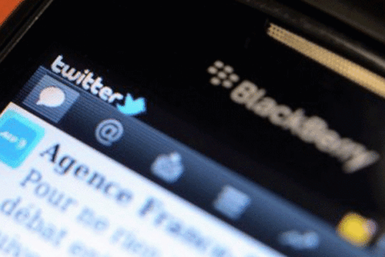 
	BlackBerry: compra ajudar&aacute; a empresa a aumentar servi&ccedil;os para clientes corporativos e governamentais
 (Damien Meyer/AFP)