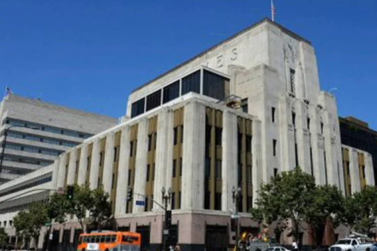 Sede do Los Angeles Times: grupo Tribune afirma em comunicado que operação o transforma no maior proprietário de canais comerciais de TV nos Estados Unidos, com um total de 42 estações (Kevork Djansezian/AFP)