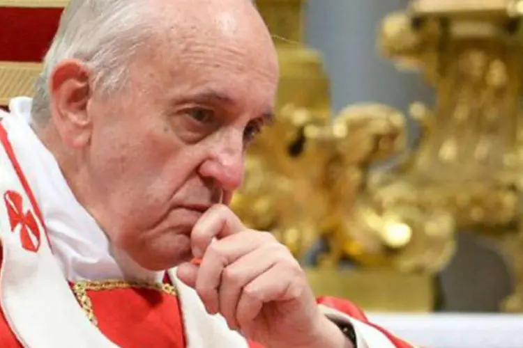 
	Papa Francisco: o Vaticano foi sacudido por um grande esc&acirc;ndalo no ano passado, quando documentos que apontavam a corrup&ccedil;&atilde;o em sua administra&ccedil;&atilde;o vazaram para a m&iacute;dia
 (Alberto Pizzoli/AFP)