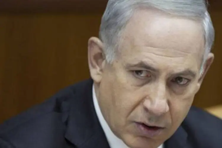 Primeiro-ministro israelense, Benjamin Netanyahu: "adotaremos uma linha dura contra qualquer pessoa que tente intimidar os cidadãos que cumprem seu dever cívico", afirmou (Oded Balilty/AFP)