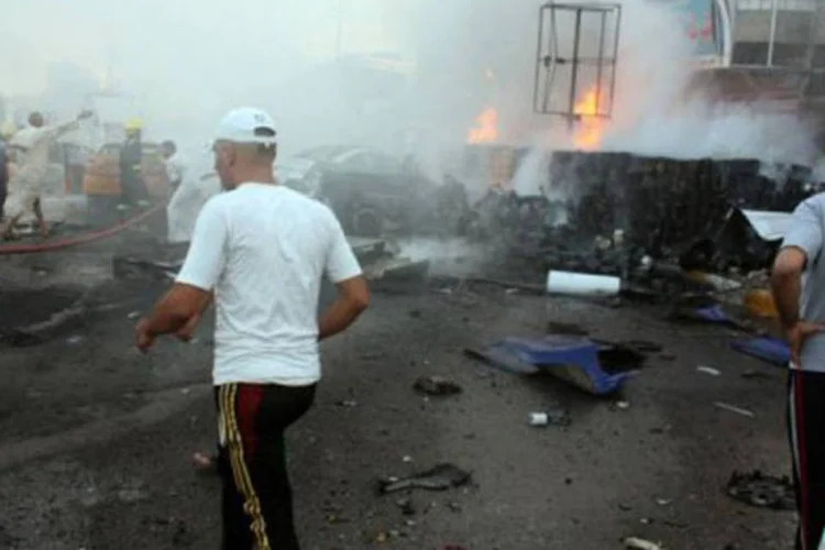 Explosão na cidade de Nasiriyah, no Iraque: mais de 2600 pessoas já morreram este ano devido à violência no país (AFP)