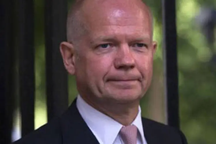 O ministro britânico das Relações Exteriores, William Hague, em Londres nesta terça-feira (27) (Carl Court/AFP)