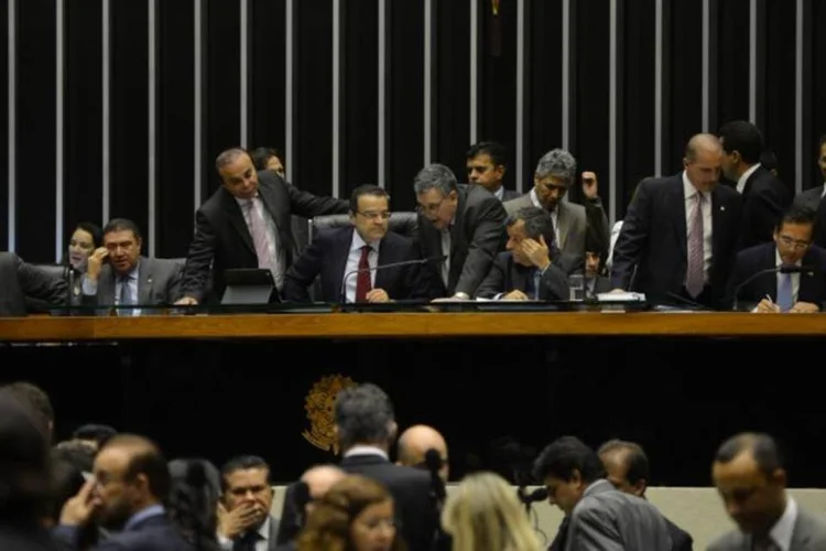 
	Plen&aacute;rio da C&acirc;mara dos Deputados: neste momento, deputados apreciam os destaques que visam a alterar o texto da MP
 (Fabio Rodrigues Pozzebom/ABr)