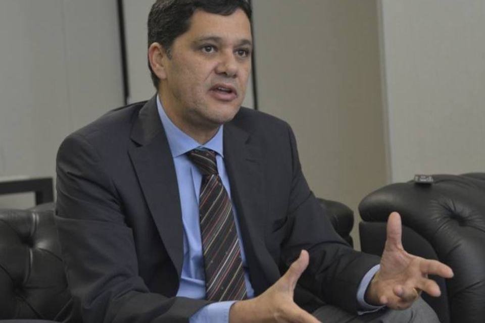Senador Ricardo Ferraço deixa PMDB e se filia ao PSDB