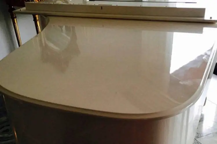 
	Piano de Eike Batista: a mulher de Eike, Flavia Sampaio, publicou em uma rede social uma foto do piano ironizando a escolha do condom&iacute;nio do juiz como dep&oacute;sito
 (flaviasampaio/Instagram)