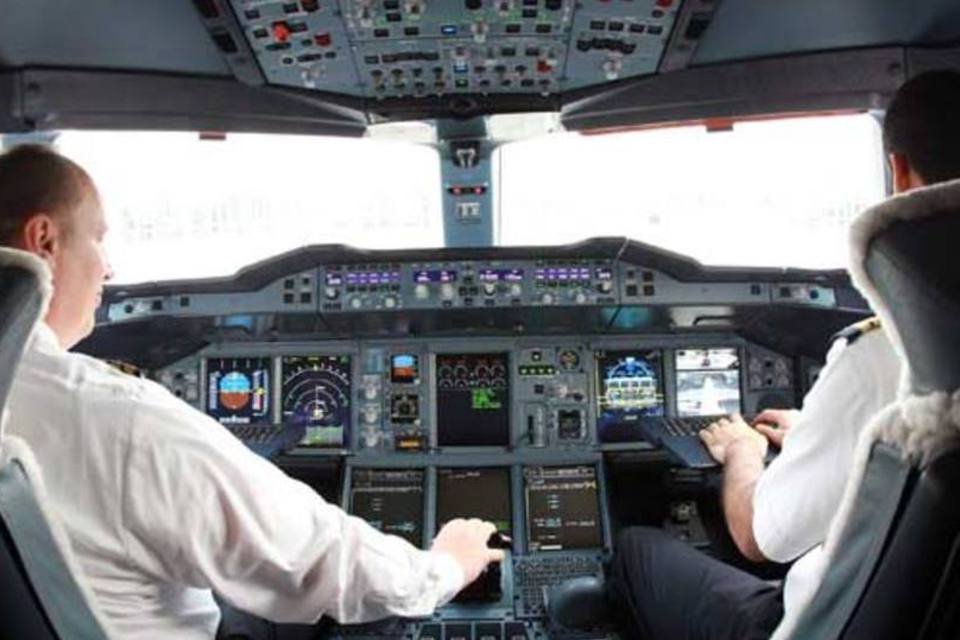 Números mostram que sobram pilotos de avião no País