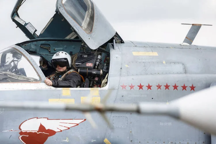 
	S&iacute;ria: &quot;A demora da entrada em vigor de normas pactuadas para reagir &agrave;s viola&ccedil;&otilde;es do cessar-fogo &eacute; inaceit&aacute;vel&quot;
 (Vadim Grishankin / Reuters)