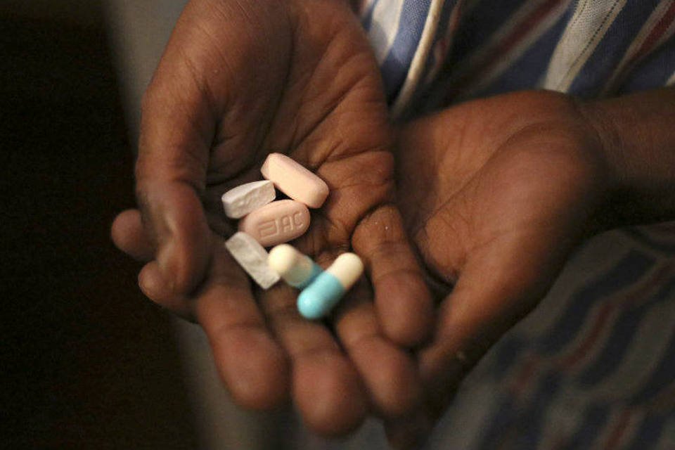 Tratamento precoce contra HIV é bom e previne infecções