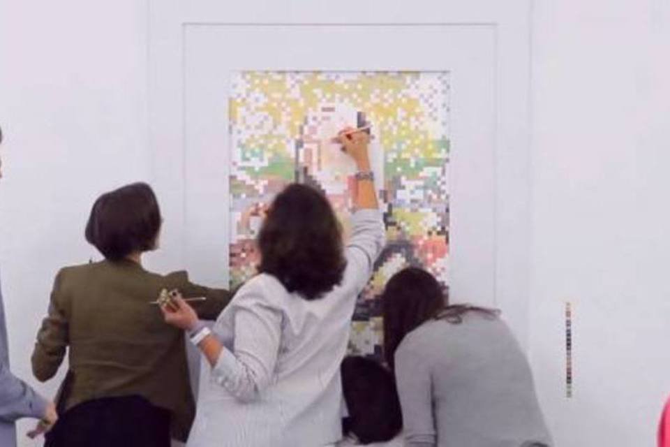 Faber-Castell leva pessoas para colorir galeria em branco