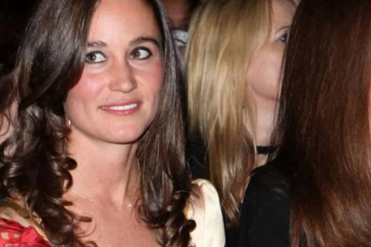 Agora, Pippa, que já teve fotos de um antigo topless reviradas pela imprensa britânica, é protagonista de uma história igualmente pouco divertida (Tim Whitby/Getty Images)