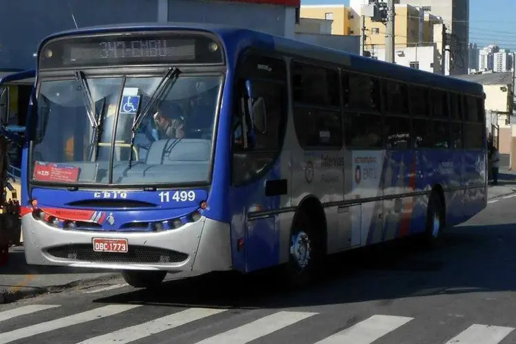 Viação Pirajuçara: ônibus da empresa que atendem 30 linhas foram impedidos de sair da garagem nesta terça-feira (Divulgação/ Viação Pirajussara)