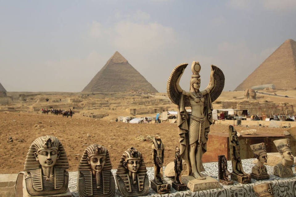 Egito aposta no atrativo dos faraós após golpe ao turismo