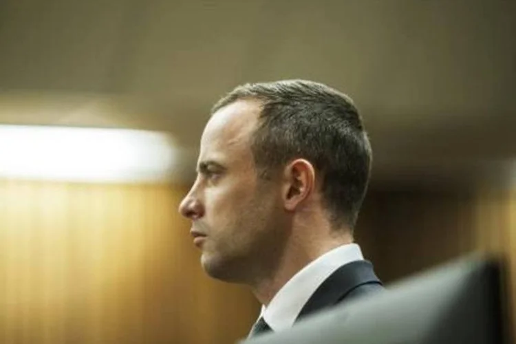 
	Oscar Pistorius: promotoria n&atilde;o conseguiu convencer a ju&iacute;za do Supremo Tribunal de Pret&oacute;ria de que Pistorius teve inten&ccedil;&atilde;o de matar a namorada
 (Gianluigi Guercia/AFP)