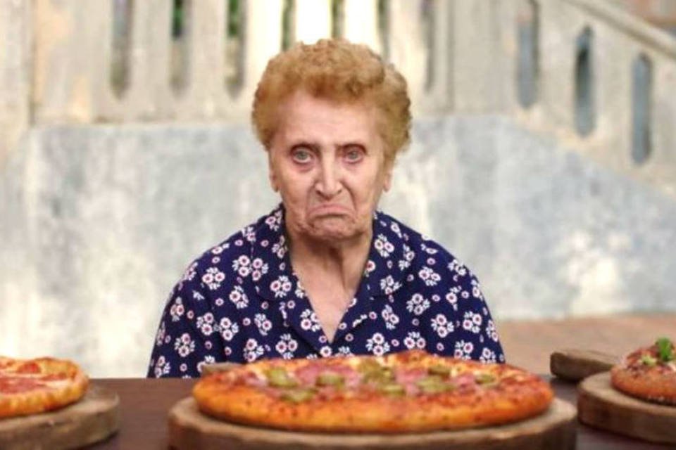 Pizza Hut pede a velhinhos italianos que julguem suas pizzas