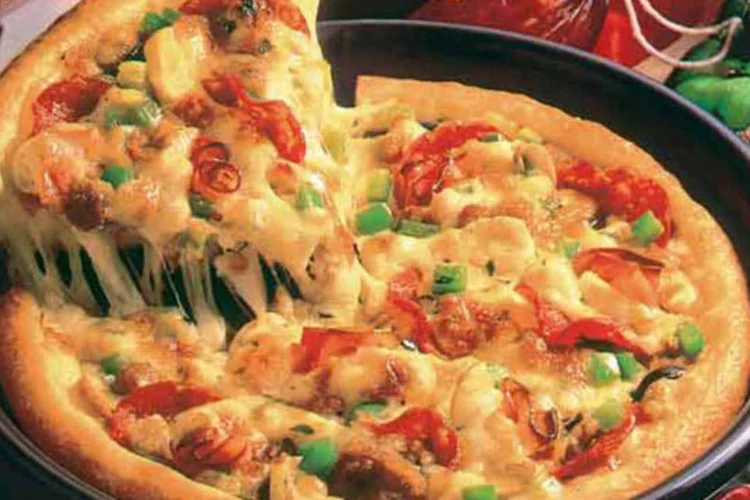 Yum!: lucro gloval da dona da pizza Hut somou US$ 32 milhões no terceiro trimestre (Pizza Hut/Divulgação)