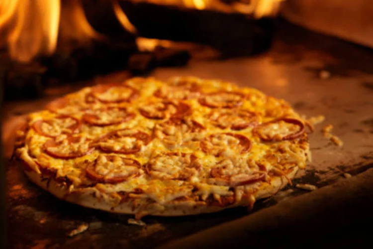 Pizzarias: casas mais tradicionais de São Paulo se dividem na hora da reabertura (Lauri Patterson/Getty Images)