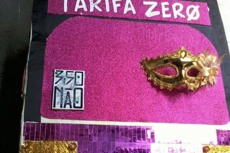Placa do bloco Pula Catraca, organizado pelo Movimento Passe Livre no carnaval de SP (Reprodução/Facebook/Passe Livre São Paulo)