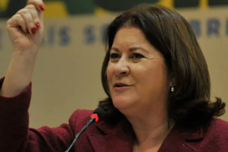 
	A ministra do Planejamento, Miriam Belchior: partido de oposi&ccedil;&atilde;o quer que a ministra preste esclarecimento sobre a crise instalada no IBGE
 (Agência Brasil)