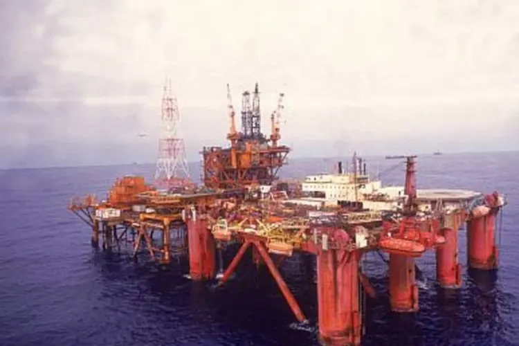 Plataforma de petróleo: A empresa é operadora do projeto com 25% de participação (.)
