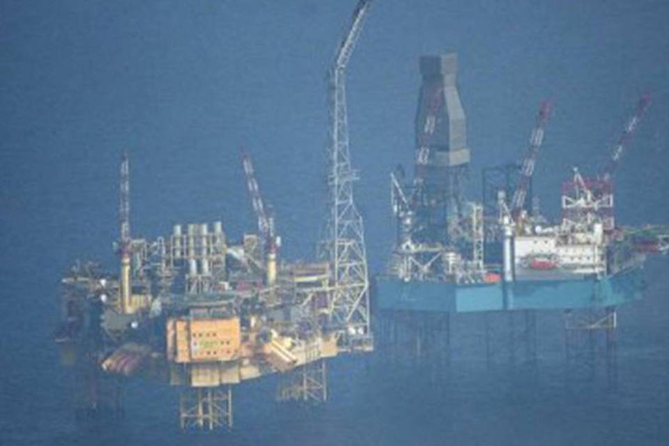 Greenpeace avista óleo próximo a plataforma no Mar do Norte