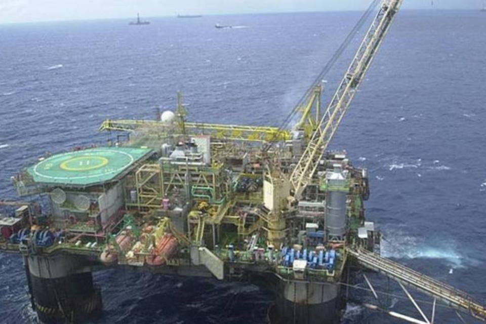 Petrobras descobre óleo leve ao sul da Bacia de Santos