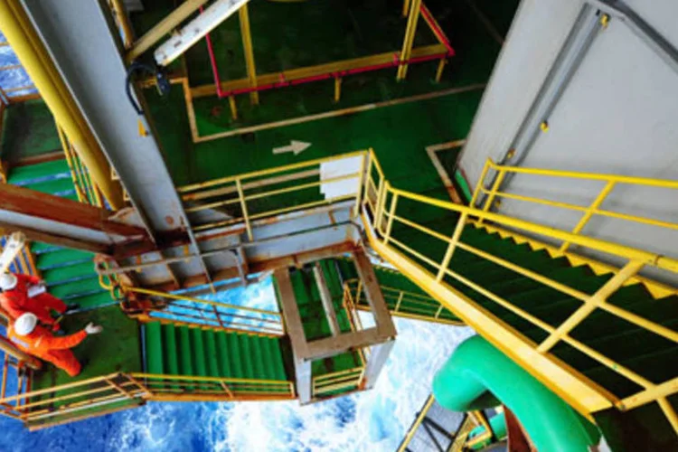 Plataforma da Petrobras: megaoferta de ações da empresa movimentou R$ 120 bilhões (.)