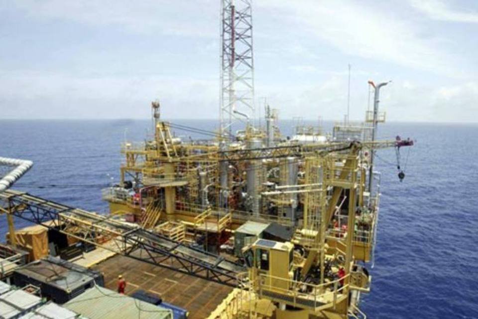 Vazamento de gás suspende produção de plataforma da Petrobras