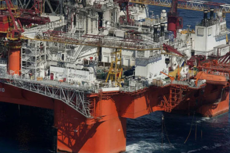 
	Petr&oacute;leo: poss&iacute;vel roubo da Pemex equivale a cerca de 2,2 milh&otilde;es de d&oacute;lares por m&ecirc;s
 (Susana Gonzalez/Bloomberg)